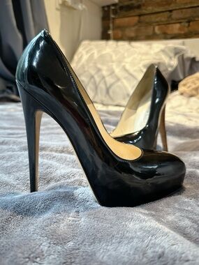 Brian Atwood Black Patent Leather Platform Pumps Stiletto Italian Heels US 8
